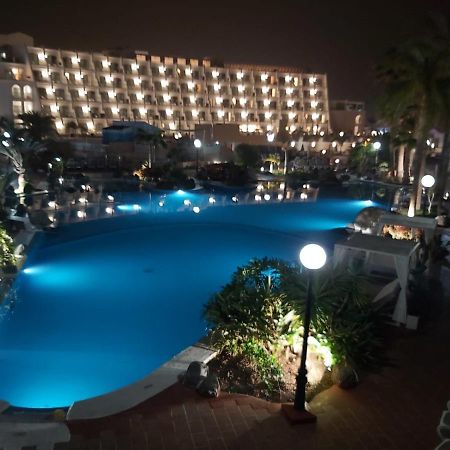 Spacious House With Sea Views And Pool 아데제 외부 사진
